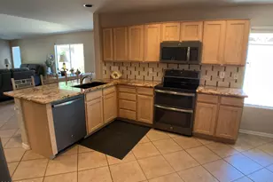 19320 N 110th Ln, Peoria, AZ 85373 - Photo 8