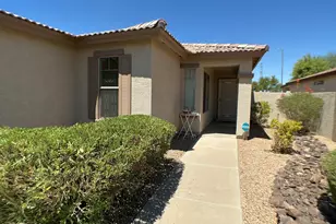 19320 N 110th Ln, Peoria, AZ 85373 - Photo 6