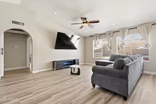 8875 S Ash Ave, Tempe, AZ 85284 - Photo 12