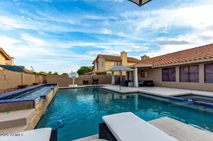 8875 S Ash Ave, Tempe, AZ 85284 - Photo 1