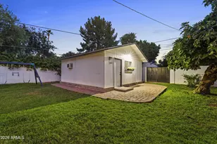 115 E Encanto Dr, Tempe, AZ 85281 - Photo 56