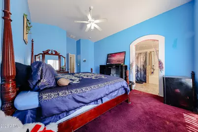 13217 W Port Royale Lane, Surprise, AZ 85379 - Photo 20