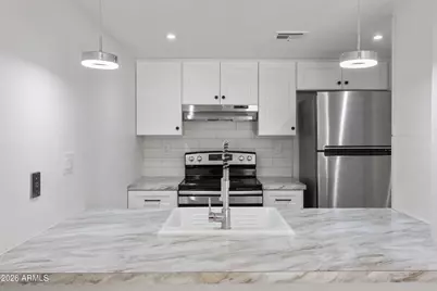 3033 E Devonshire Avenue #1016, Phoenix, AZ 85016 - Photo 8