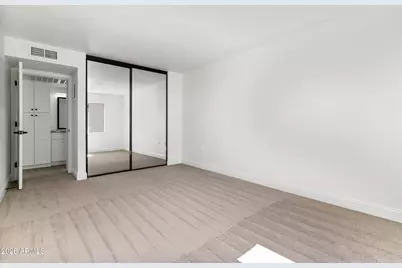 3033 E Devonshire Avenue #1016, Phoenix, AZ 85016 - Photo 16