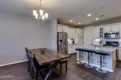 2477 W Market Place #Unit 32, Chandler, AZ 85248 - Photo 12