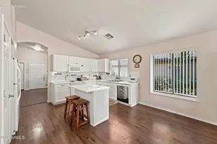 13862 N 148th Ave, Surprise, AZ 85379 - Photo 6