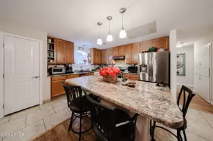 11621 N Desert Hills Dr W, Sun City, AZ 85351 - Photo 12