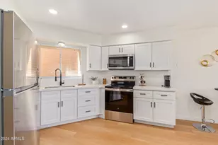 4365 W Orangewood Ave, Glendale, AZ 85301 - Photo 8