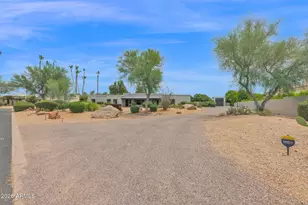 6433 E Badgett Ln, Paradise Valley, AZ 85253 - Photo 70