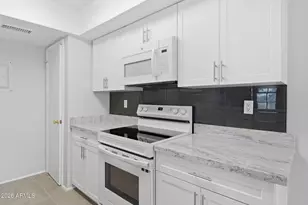 780 E Eugie Ave Ave, Phoenix, AZ 85022 - Photo 8