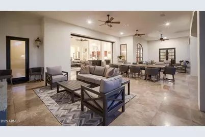 9300 N 58th Street, Paradise Valley, AZ 85253 - Photo 10