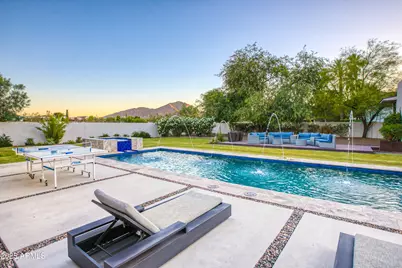 7008 N 69th Place, Paradise Valley, AZ 85253 - Photo 1