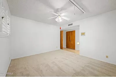 2210 W Meadow Drive, Phoenix, AZ 85023 - Photo 18
