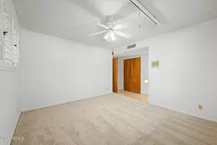2210 W Meadow Dr, Phoenix, AZ 85023 - Photo 18