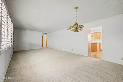 2210 W Meadow Drive, Phoenix, AZ 85023 - Photo 8