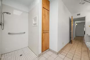 2210 W Meadow Dr, Phoenix, AZ 85023 - Photo 26