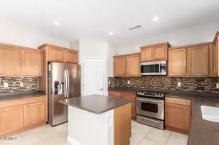 15904 N 22nd Ln, Phoenix, AZ 85023 - Photo 14