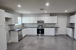 18209 N 7th Dr, Phoenix, AZ 85023 - Photo 8