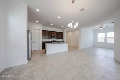 7616 W Bronco Trail, Peoria, AZ 85383 - Photo 6