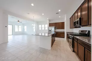 7616 W Bronco Trail, Peoria, AZ 85383 - Photo 4