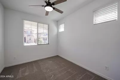 9028 W Georgia Avenue, Glendale, AZ 85305 - Photo 10