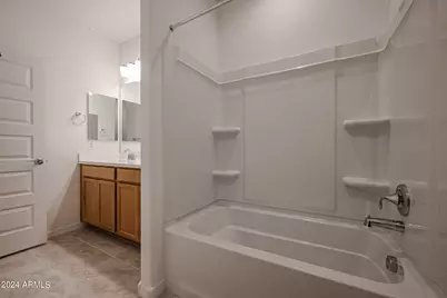 9028 W Georgia Avenue, Glendale, AZ 85305 - Photo 16