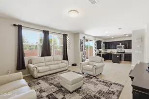 119 E Chelsea Ln, Gilbert, AZ 85295 - Photo 18