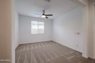 8752 W Medlock Dr, Glendale, AZ 85305 - Photo 30