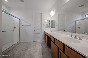 8752 W Medlock Dr, Glendale, AZ 85305 - Photo 24