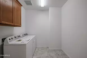 8752 W Medlock Dr, Glendale, AZ 85305 - Photo 50