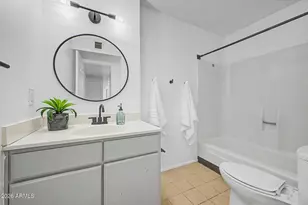 5865 E Thomas Rd, Scottsdale, AZ 85251 - Photo 24