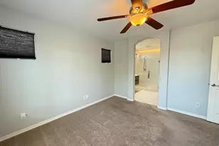 3998 W Roundabout Cir, Chandler, AZ 85226 - Photo 12