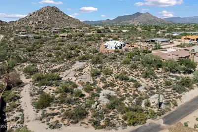 8082 E Dove Valley Road, Scottsdale, AZ 85266 - Photo 10