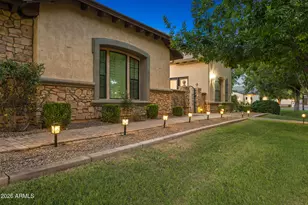 24129 S 201st Pl, Queen Creek, AZ 85142 - Photo 2