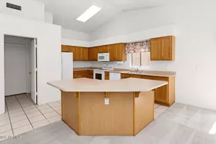 2315 E Edna Ave, Phoenix, AZ 85022 - Photo 12