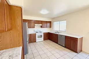 11184 W Palm Ln, Avondale, AZ 85392 - Photo 6