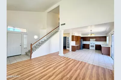 11184 W Palm Lane, Avondale, AZ 85392 - Photo 4