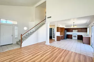 11184 W Palm Ln, Avondale, AZ 85392 - Photo 4