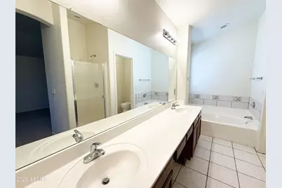11184 W Palm Lane, Avondale, AZ 85392 - Photo 10
