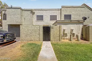 4733 W Bethany Heights Dr, Glendale, AZ 85301 - Photo 2