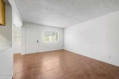 4733 W Bethany Heights Drive, Glendale, AZ 85301 - Photo 4