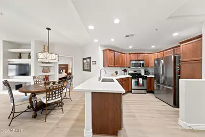 5350 E Deer Valley Drive #2431, Phoenix, AZ 85054 - Photo 4