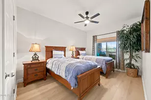 5350 E Deer Valley Dr, Phoenix, AZ 85054 - Photo 12