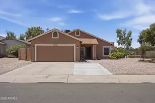 2910 N Villas Ln, Chandler, AZ 85224 - Photo 1