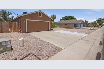 2910 N Villas Lane, Chandler, AZ 85224 - Photo 2