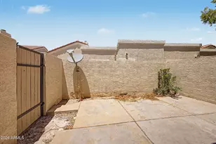 1111 W Summit Pl, Chandler, AZ 85224 - Photo 28