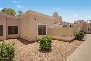 1111 W Summit Pl, Chandler, AZ 85224 - Photo 2