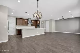 2350 W Gloria Ln, Phoenix, AZ 85085 - Photo 12