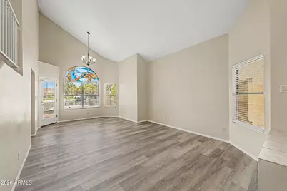 184 S Willow Creek Street, Chandler, AZ 85225 - Photo 8