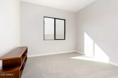 917 E Buist Avenue, Phoenix, AZ 85042 - Photo 20